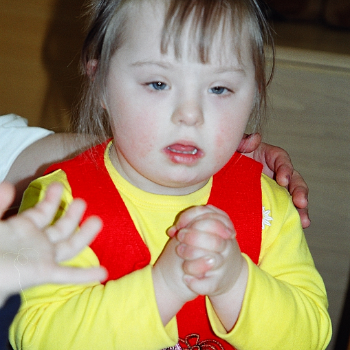 Занятия с детьми на Озерковском переулке (из архива фонда)
