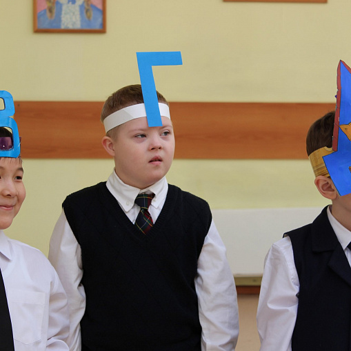 Выпускник Даунсайд Ап 2013 года. Миша
