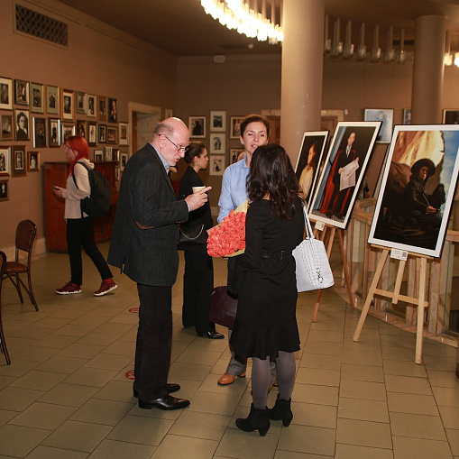 Премия через объектив фотоаппарата