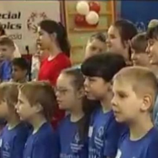 Звезды спорта сыграли в футбол с воспитанниками школы-интерната