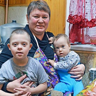 В Пензенской области семья усыновила двух мальчиков с синдромом Дауна