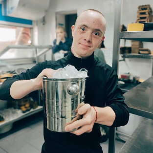 Благотворительный бранч в Saperavi Cafe - кофе и хинкали от людей с синдромом Дауна