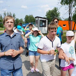 Сотрудникам МОСГОРТУР рассказали, как правильно организовать отдых в детском лагере для детей с ментальной инвалидностью