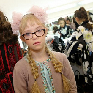 Девочка с синдромом Дауна стала моделью на Junior fashion week