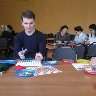Специалист Даунсайд Ап провела семинар для педагогов Аэрокосмического лицея
